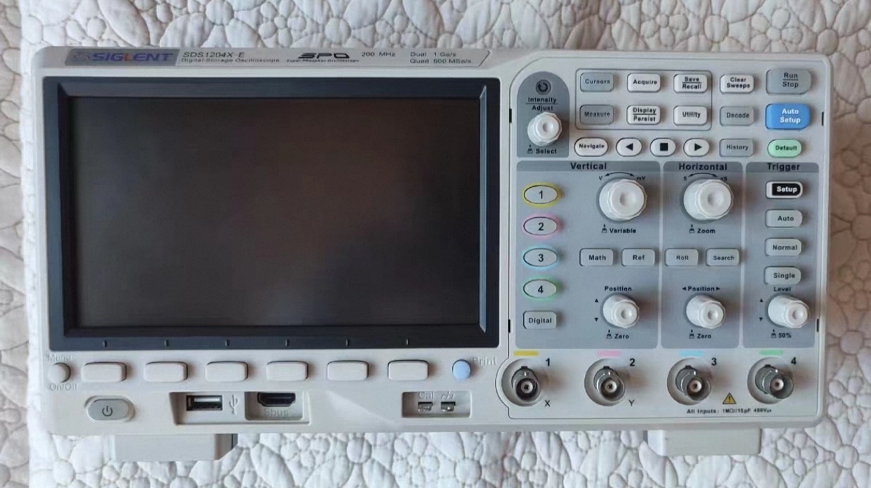 SIGLENT SDS1204X-E 200MHz 4 ช่ - Digital Storage Oscilloscope 4 Channel 100Mhz บทวิจารณ์และราคา